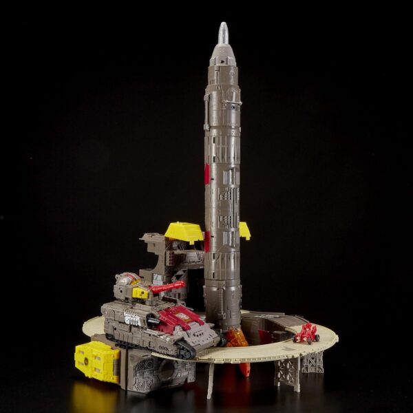 Transformers Takara Tomy Hasbro Generations Siege War for Cybertron Trilogy Titan WFC-S29 Omega Supreme - Image 11