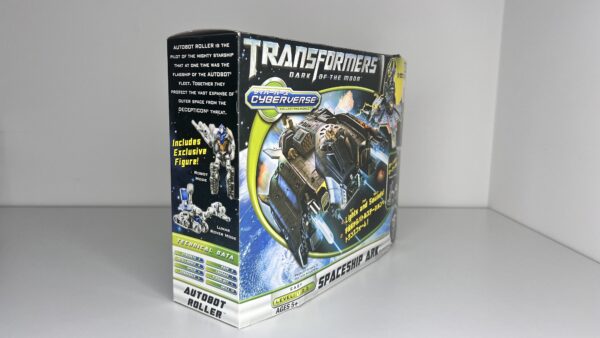 Transformers: Dark of the Moon Cyberverse Autobot Ark by Takara Tomy - Image 11