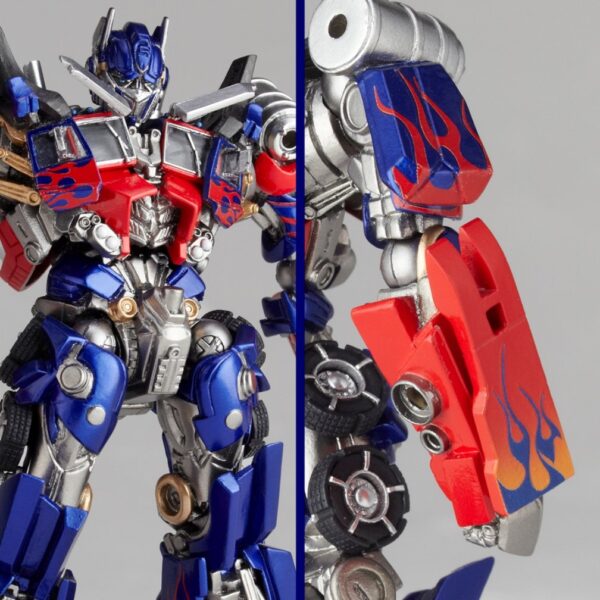 Transformers Takara Tomy Asia Exclusive Kaiyodo SCI-FI Revoltech Series No.030 Dark Of The Moon (DOTM) Optimus Prime - Image 2