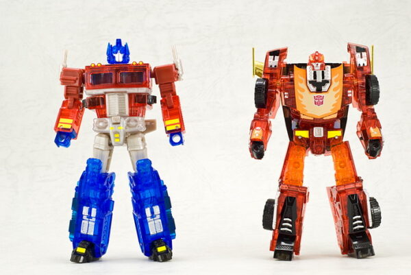 Transformers: Takara Tomy Asia Exclusive Hasbro Sons of Cybertron Henkei Autobots Classics Optimus Prime & Rodimus - Image 8