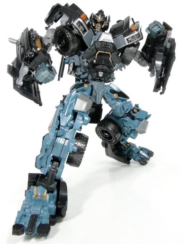 Transformers: Dark of the Moon Mechtech Ironhide - Image 4